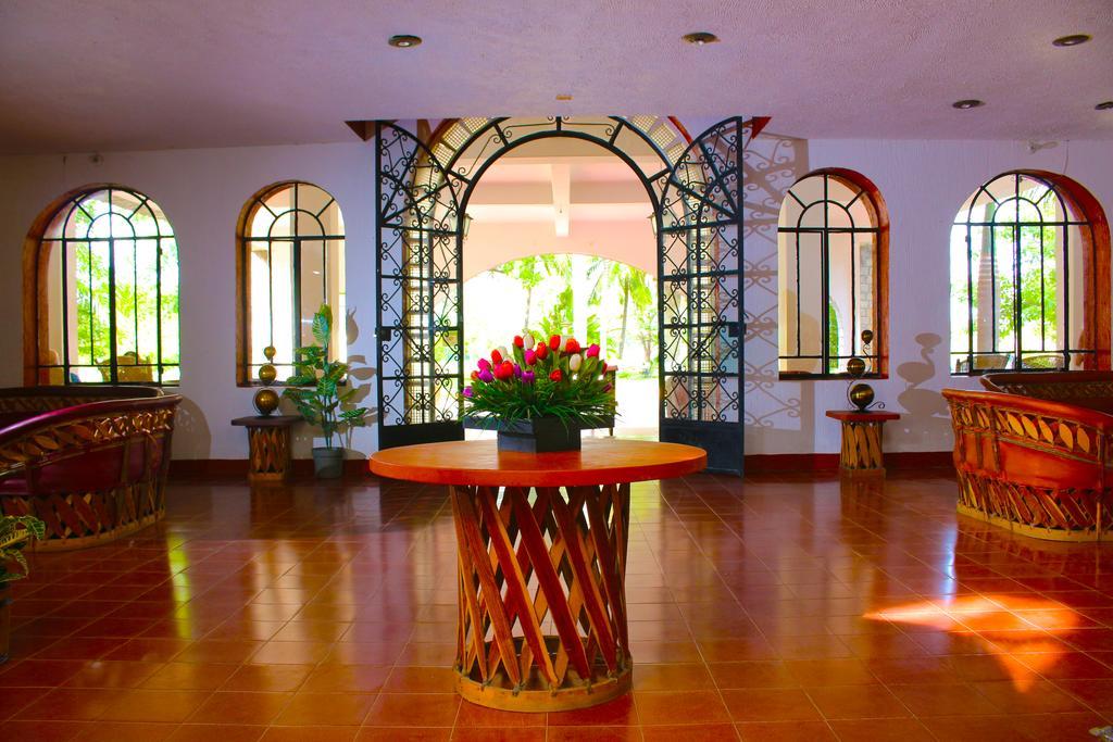 Hotel Spa Taninul Los Puentes Kültér fotó