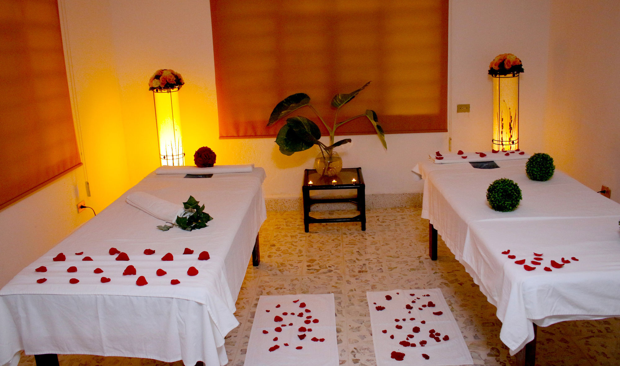 Hotel Spa Taninul Los Puentes Kültér fotó